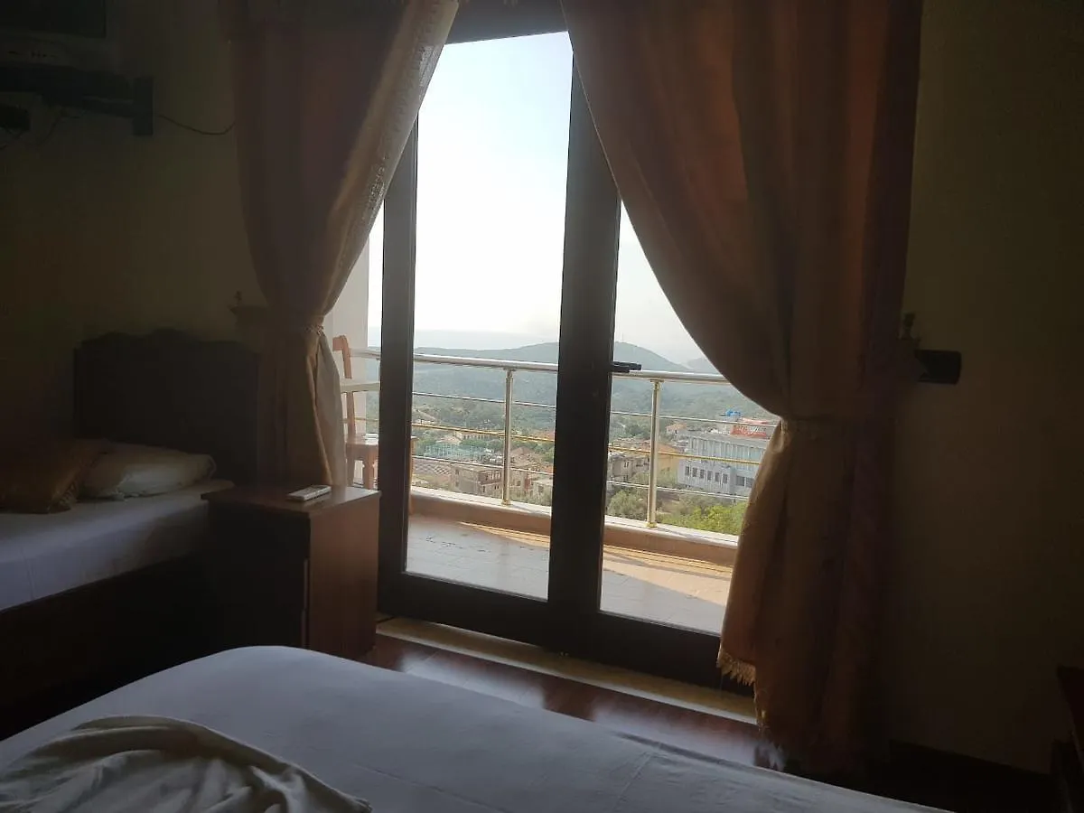 Grand Hotel Kruja 3*, Kruje