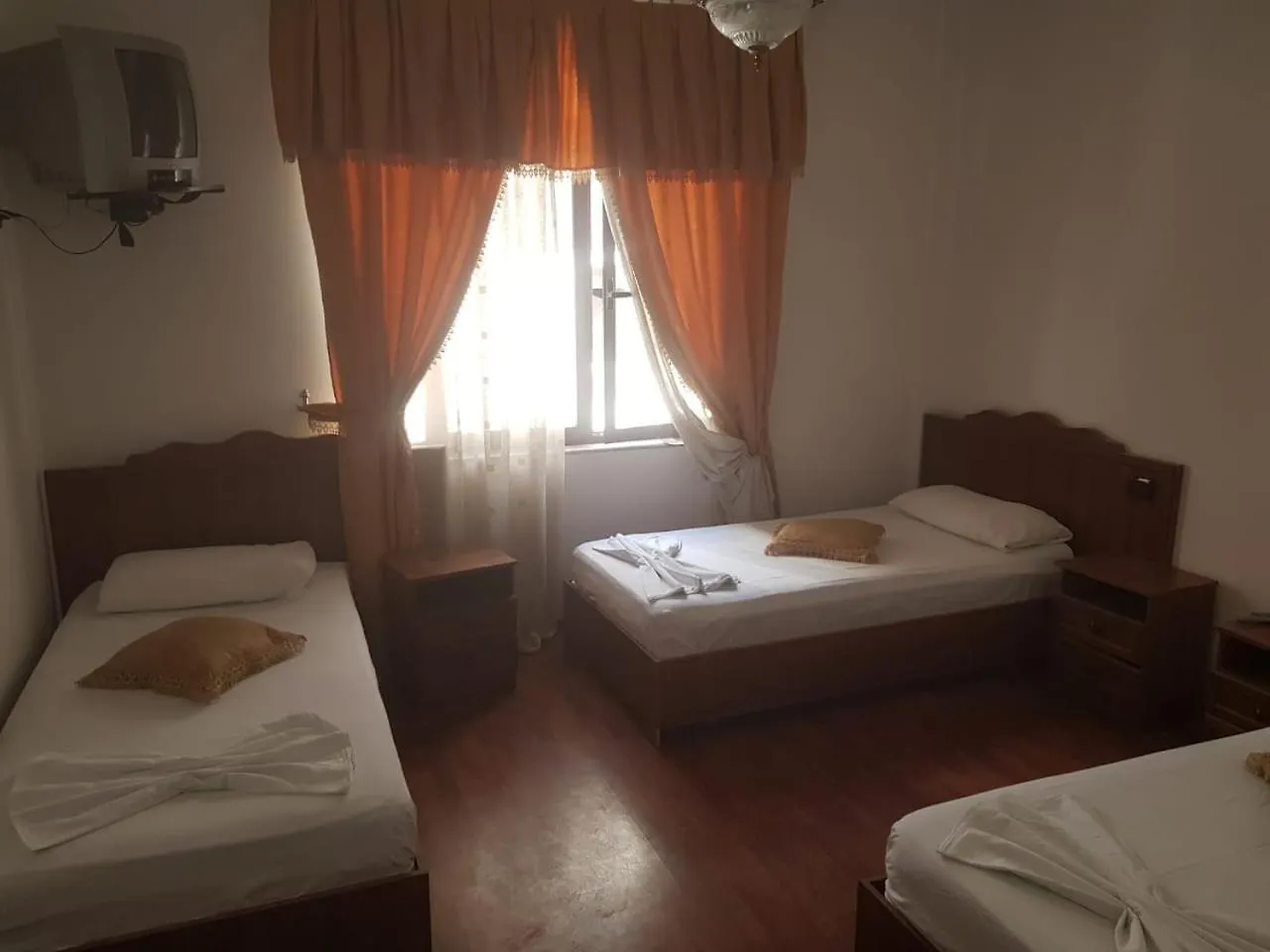 ***  Grand Hotel Kruja Albania